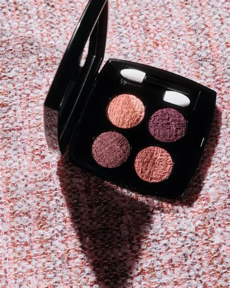 chanel poesie eyeshadow|chanel tweed shades.